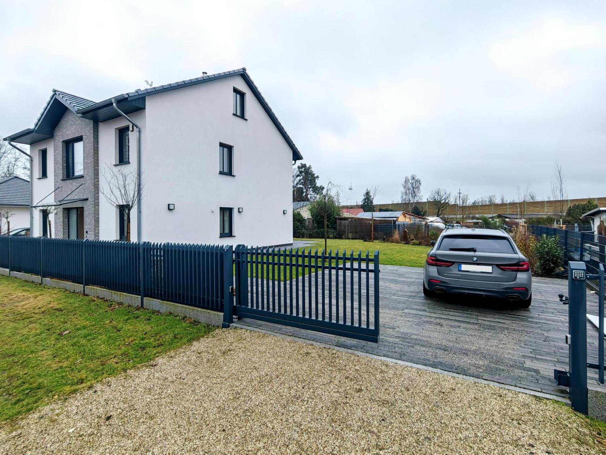 Bohnapartments Luxury Villa Berlin - 210Qm - Wintergarten - Kamin - 4 Kostenlose Parkplaetze - 6 Schlafzimmer - Neubau - Luxusausstattung Birkenwerder Ngoại thất bức ảnh
