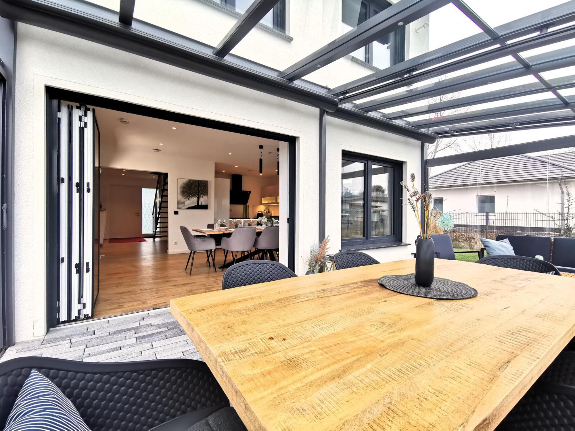 Bohnapartments Luxury Villa Berlin - 210Qm - Wintergarten - Kamin - 4 Kostenlose Parkplaetze - 6 Schlafzimmer - Neubau - Luxusausstattung Birkenwerder Ngoại thất bức ảnh