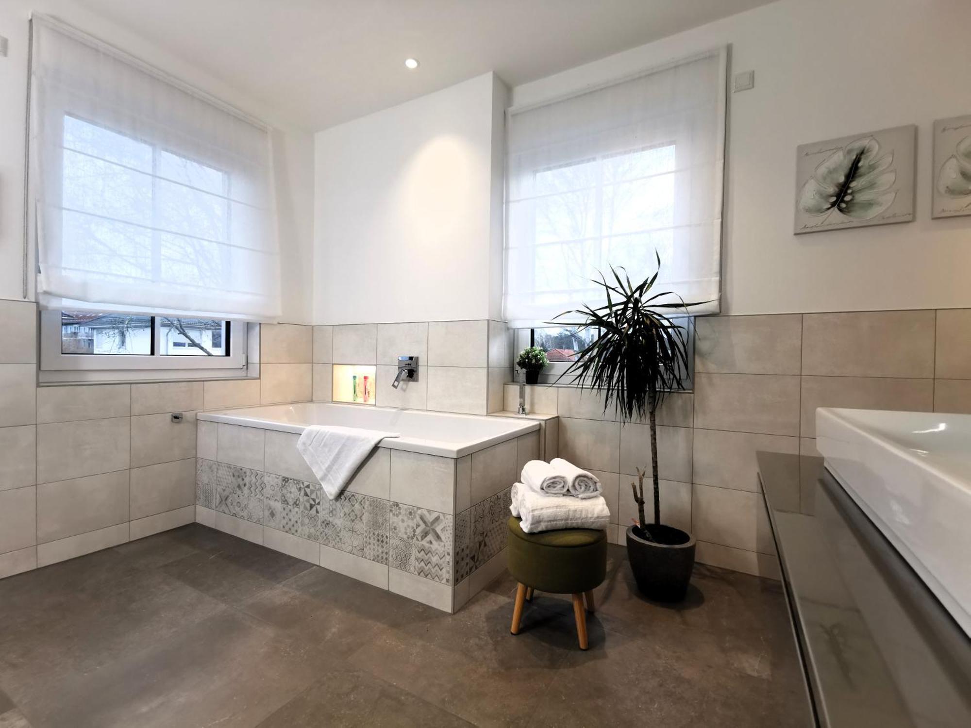 Bohnapartments Luxury Villa Berlin - 210Qm - Wintergarten - Kamin - 4 Kostenlose Parkplaetze - 6 Schlafzimmer - Neubau - Luxusausstattung Birkenwerder Ngoại thất bức ảnh